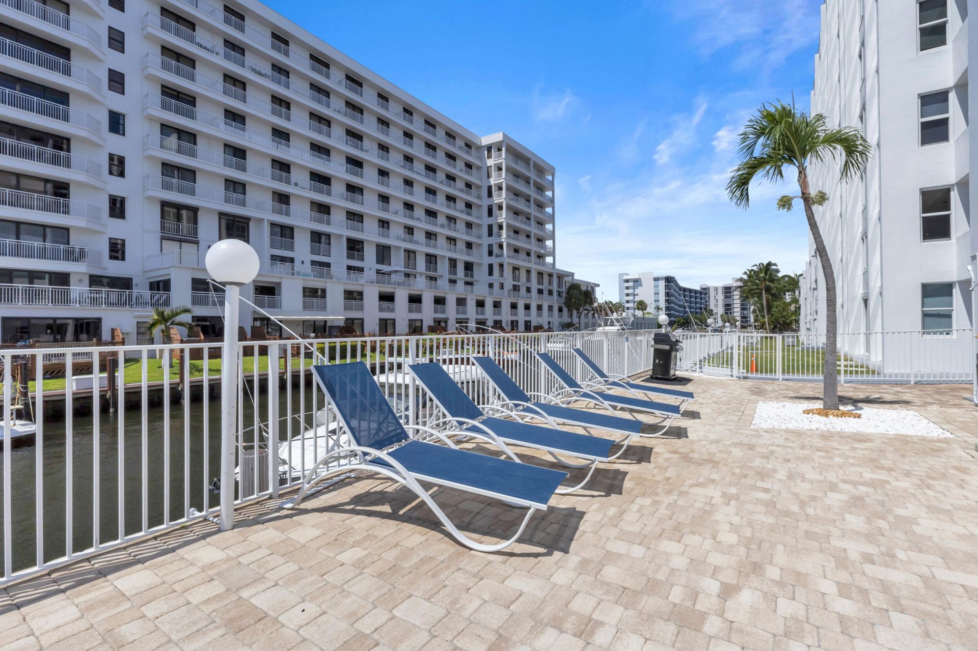 3100 NE 49th Street, Unit 503, Fort Lauderdale, FL 33308 Photo