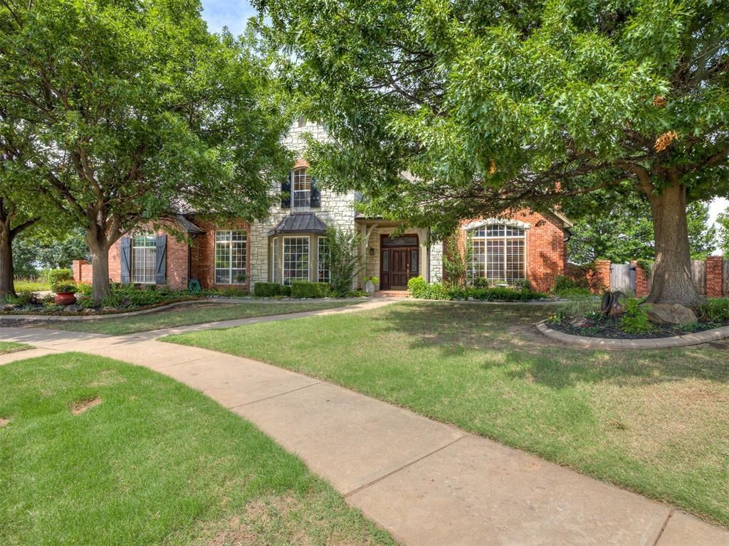 1605 Castle Rock Road, Yukon, OK 73099 Main Photo