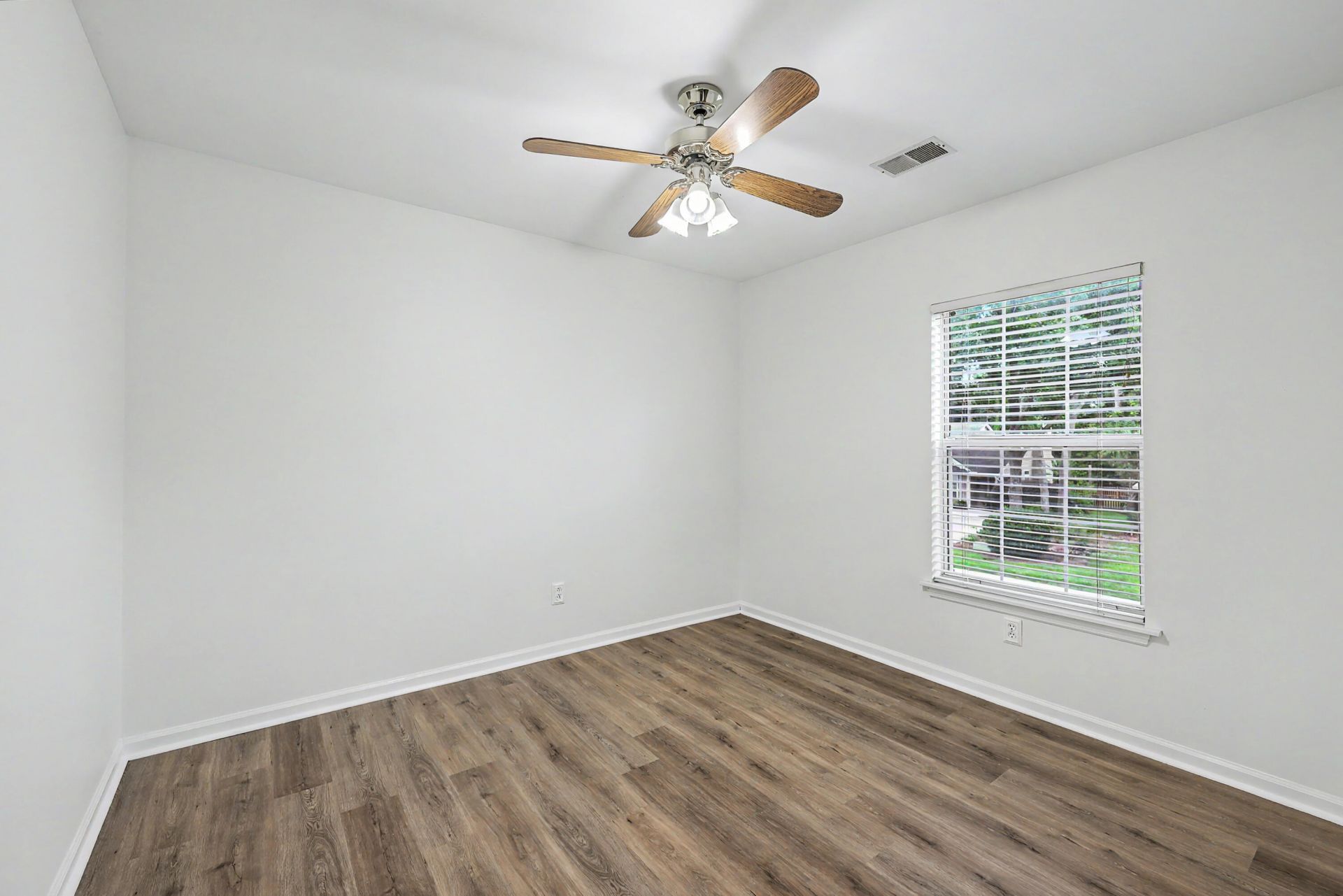 489 Antebellum Lane Photo 42