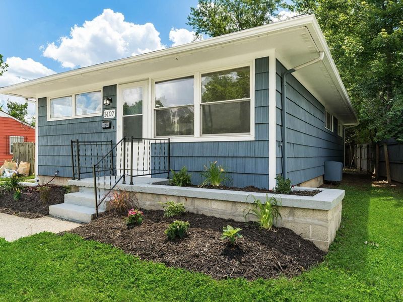 1407 Simpson Drive , Columbus, OH 43227 Photo 2