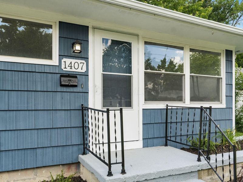 1407 Simpson Drive , Columbus, OH 43227 Photo 3