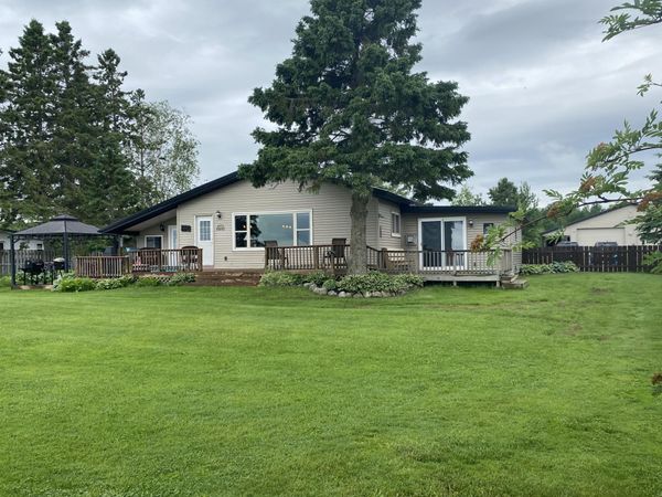 4071 S Roy RD, Sugar Island, MI 49783