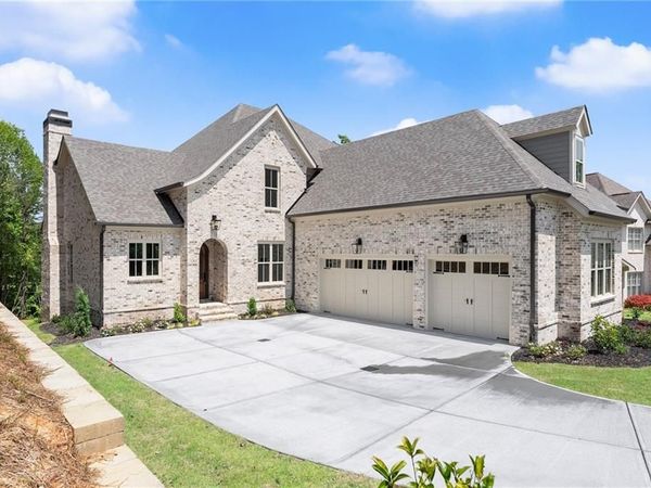 4860 Grandview Court, Flowery Branch, GA 30542