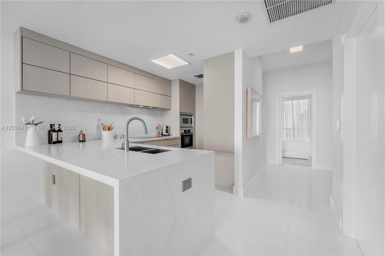 900 Biscayne Blvd, Unit 2302, Miami, FL 33132 Photo