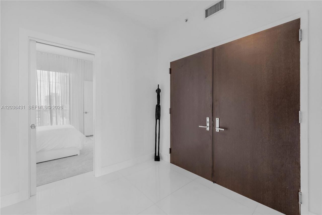 900 Biscayne Blvd, Unit 2302, Miami, FL 33132 Photo