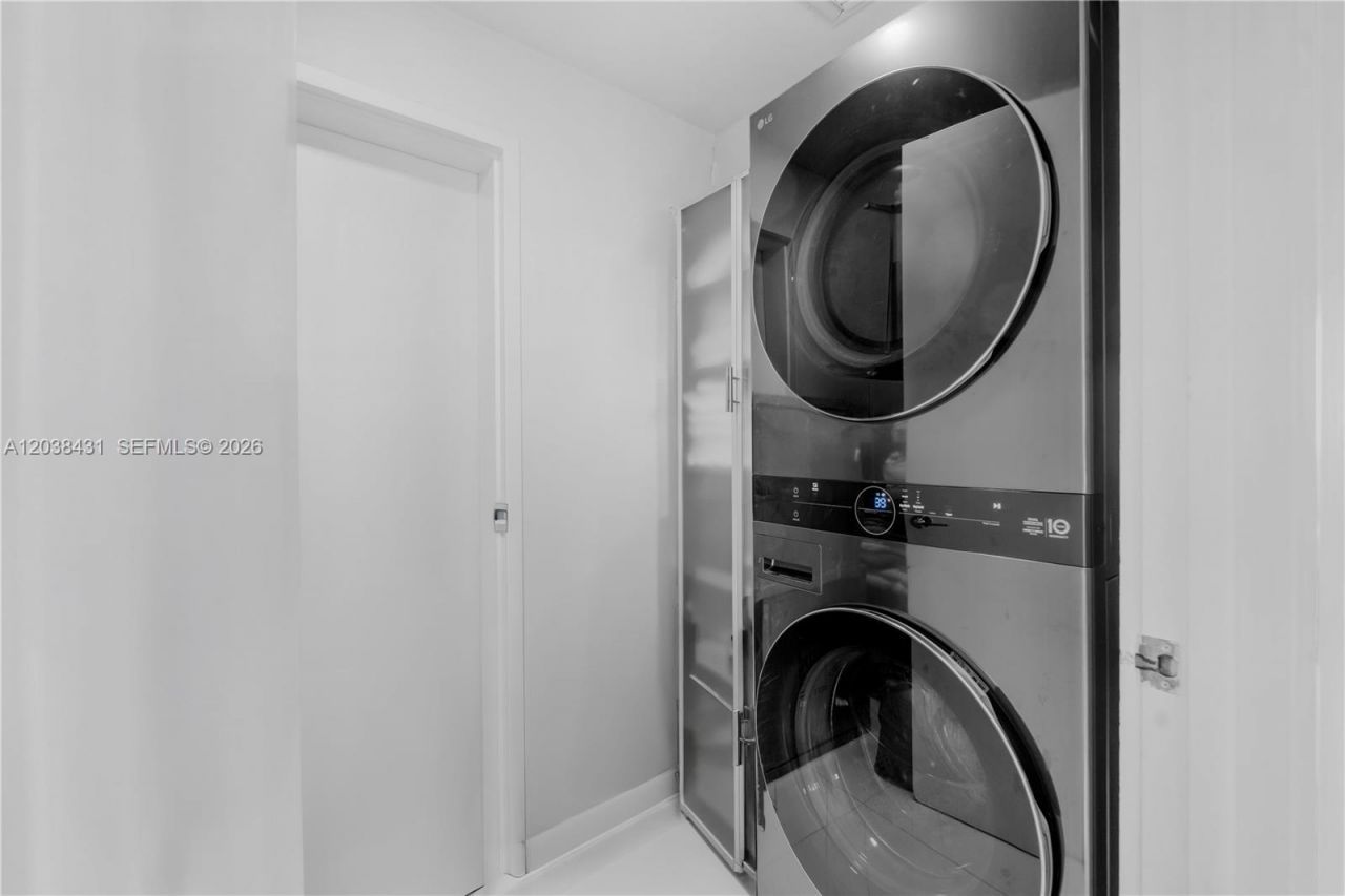 900 Biscayne Blvd, Unit 2302, Miami, FL 33132 Photo