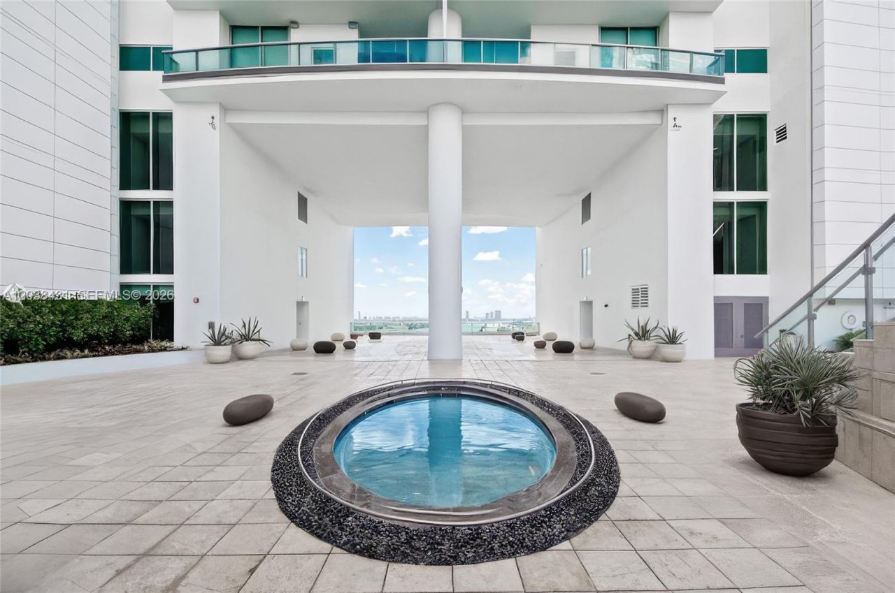 900 Biscayne Blvd, Unit 2302, Miami, FL 33132 Photo
