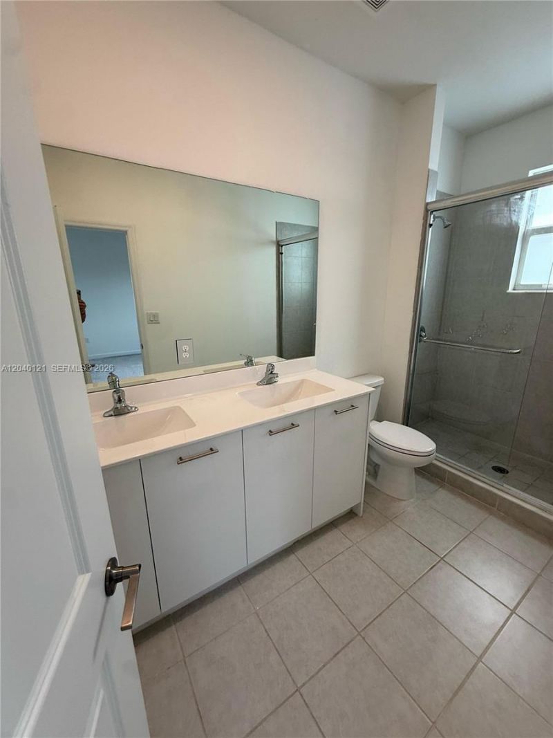 Please Call For Address, Miami, FL 33167 Photo