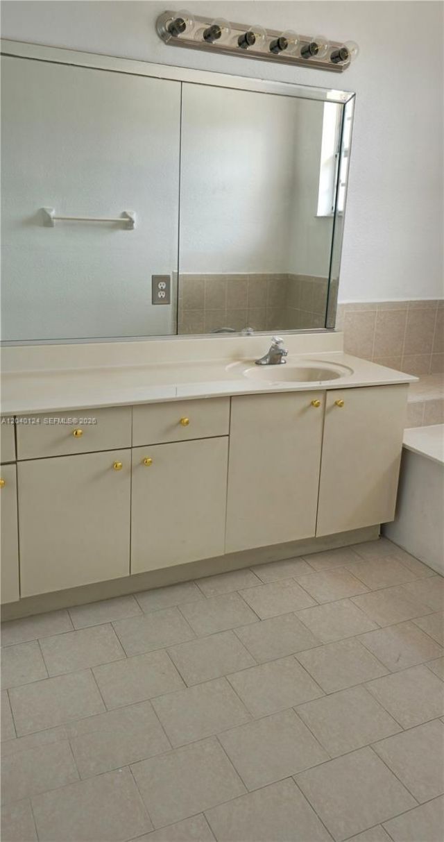 2410 SW 153rd Pass , Miami, FL 33185 Photo