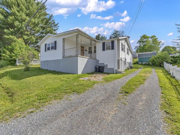 311 Old Anthony Creek Rd, White Sulphur Springs, WV 24986