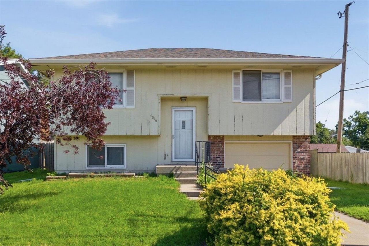 4016 Avenue C, Council Bluffs, IA 51501 Main Photo