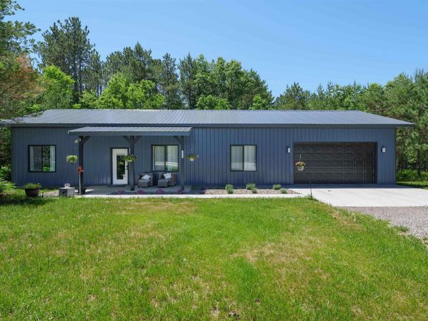 7980 Springwater Drive, Rapid City, MI 49676