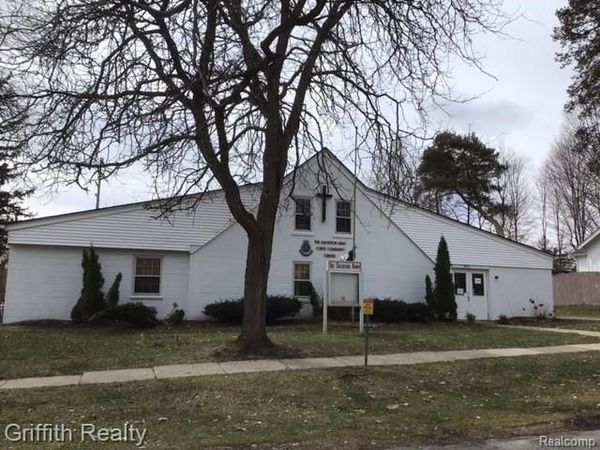 503 Lake Street , Howell, MI 48843