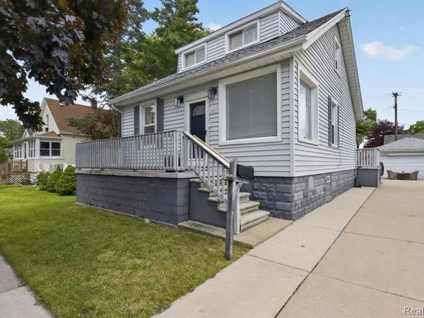1871 7th Street, Wyandotte, MI 48192