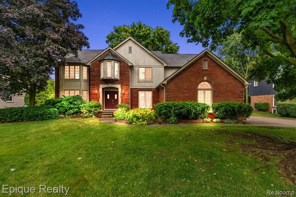 1719 Hickory Bark Lane, Bloomfield Hills, MI 48304 Main Photo