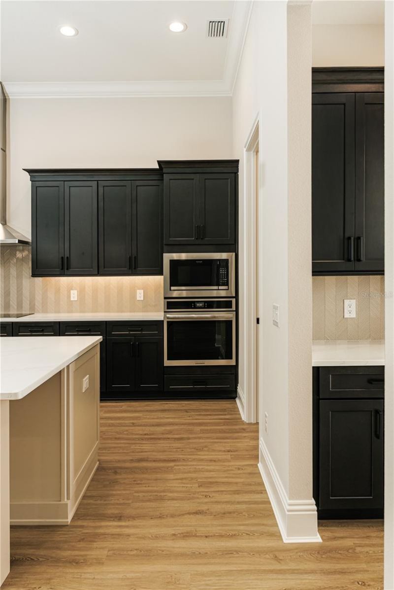 8110 Cypress Woods Avenue, Lakeland, FL 33809 Photo