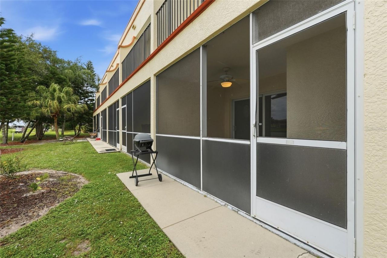 1246 Rio De Janeiro Avenue, Unit 505, Punta Gorda, FL 33983 Photo