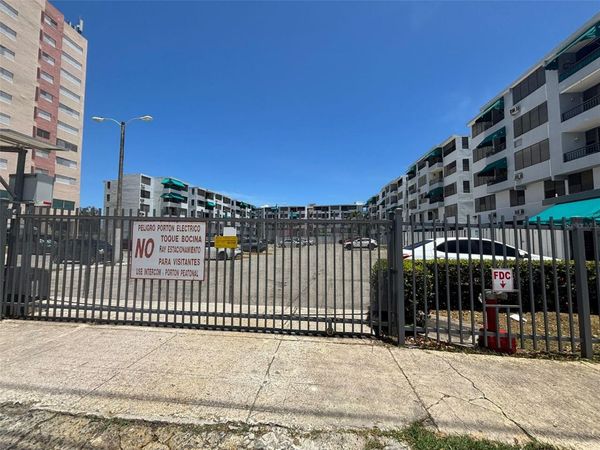81 Mayaguez Street Apt 32 CONDO FRENCH PLAZA , Unit 327, SAN JUAN, PR 00918