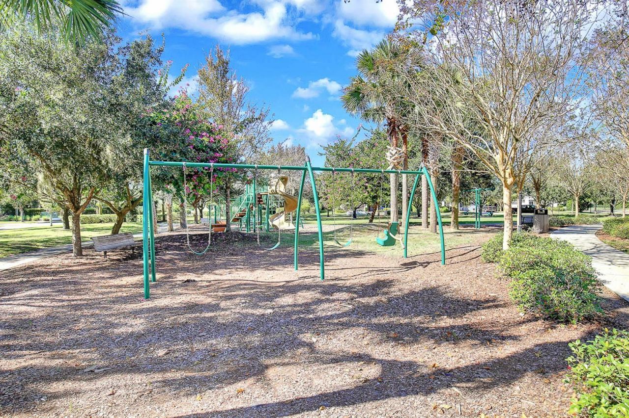 5310 Fishhawk Ridge Drive , Lithia, FL 33547 Photo
