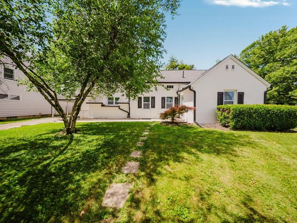 1899 Denbridge Way , Columbus, OH 43219