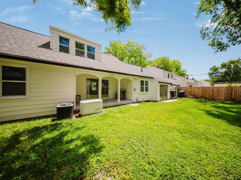 1899 Denbridge Way , Columbus, OH 43219 Photo 61