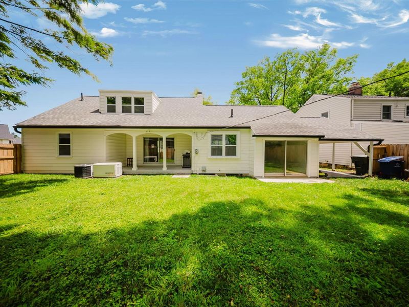 1899 Denbridge Way , Columbus, OH 43219 Photo 62