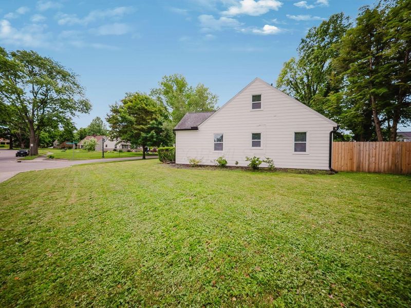 1899 Denbridge Way , Columbus, OH 43219 Photo 66