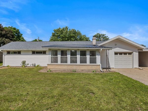 405 Dodson Drive E, Urbana, IL 61802