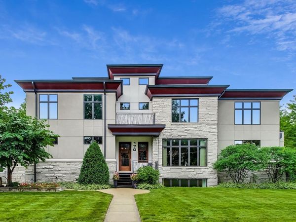 170 E South Street , Elmhurst, IL 60126
