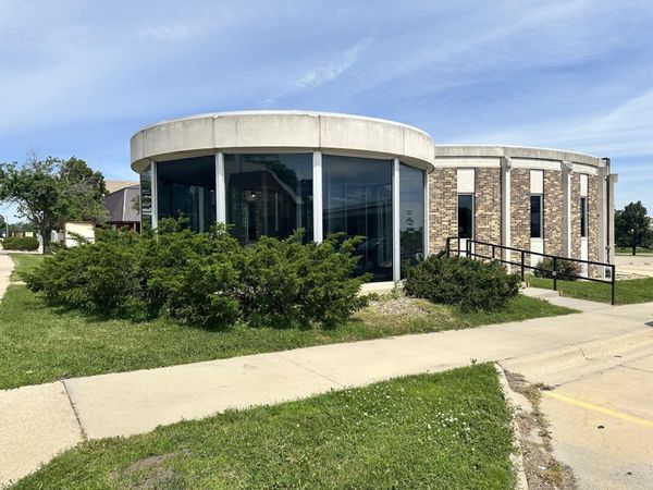 707 Gilbert Street, Charles City, IA 50616