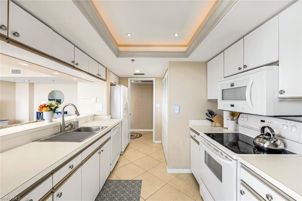 6361 Pelican Bay Blvd, Unit 503, Naples, FL 34108 Photo