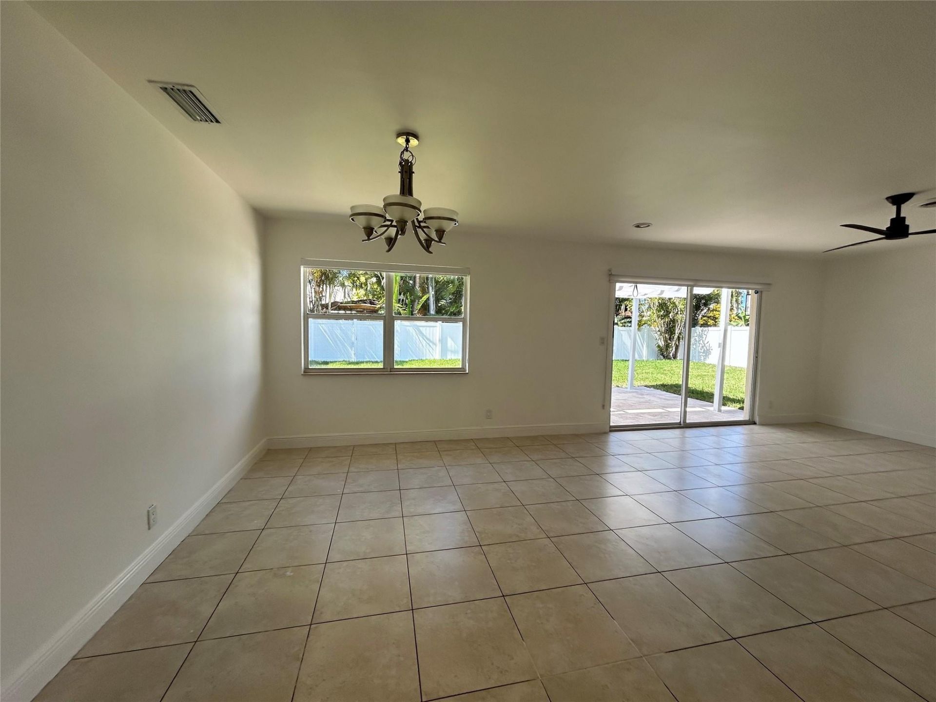 1597 SE 5th Street, Deerfield Beach, FL 33441 Photo