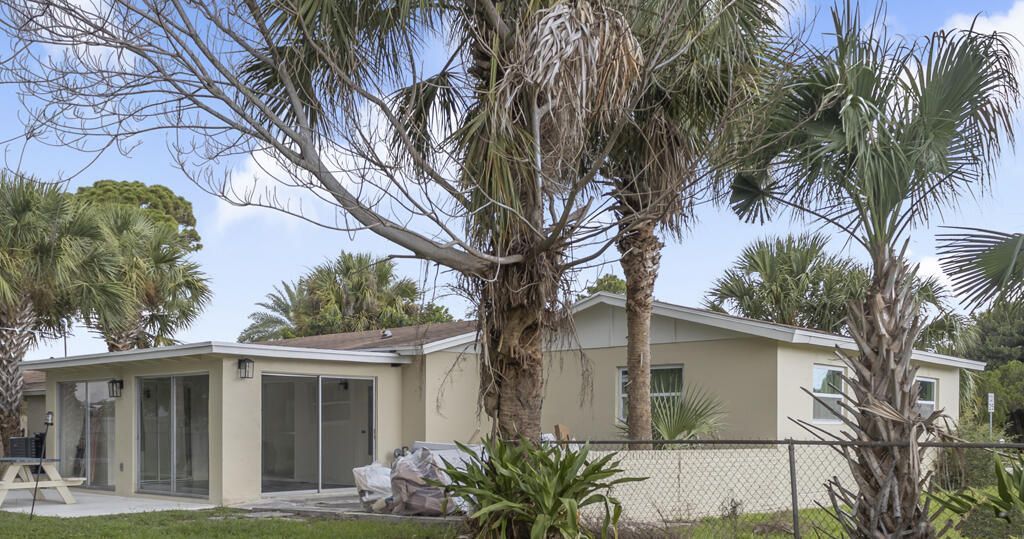 371 W 34th Street, Riviera Beach, FL 33404 Photo