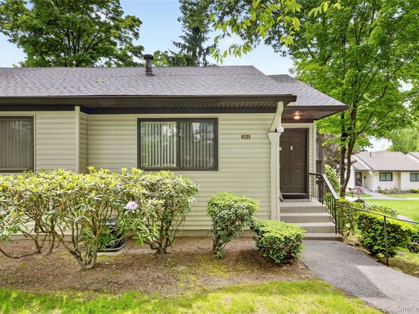 128D Columbia Court, Unit D, Yorktown Heights, NY 10598