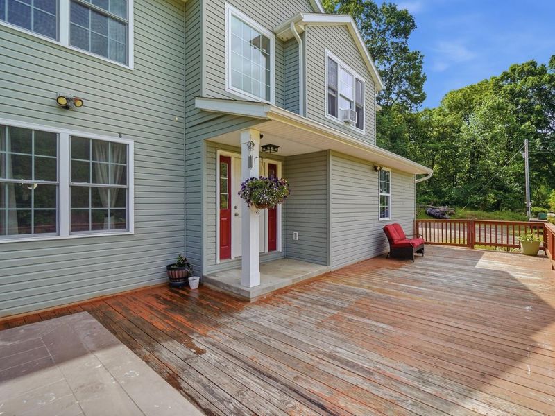 9535 Rain Rock Road NE, Newark, OH 43055 Photo 4