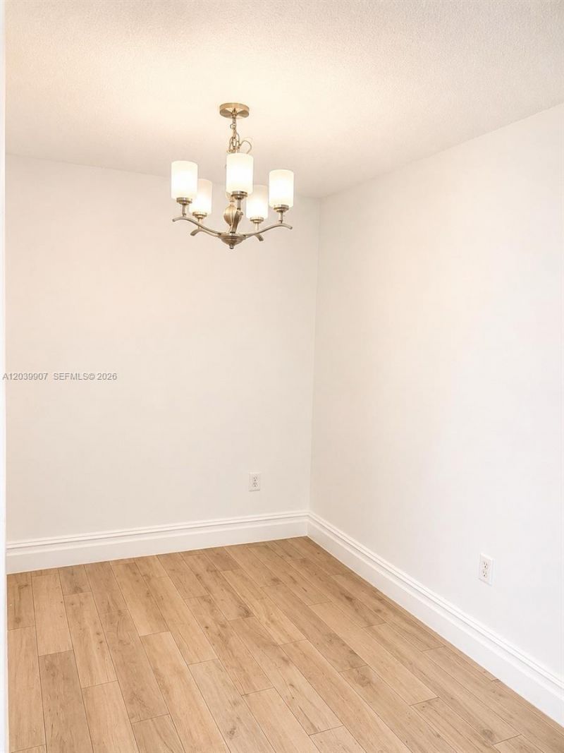 8851 NW 119th St, Unit 1206-1, Hialeah Gardens, FL 33018 Photo