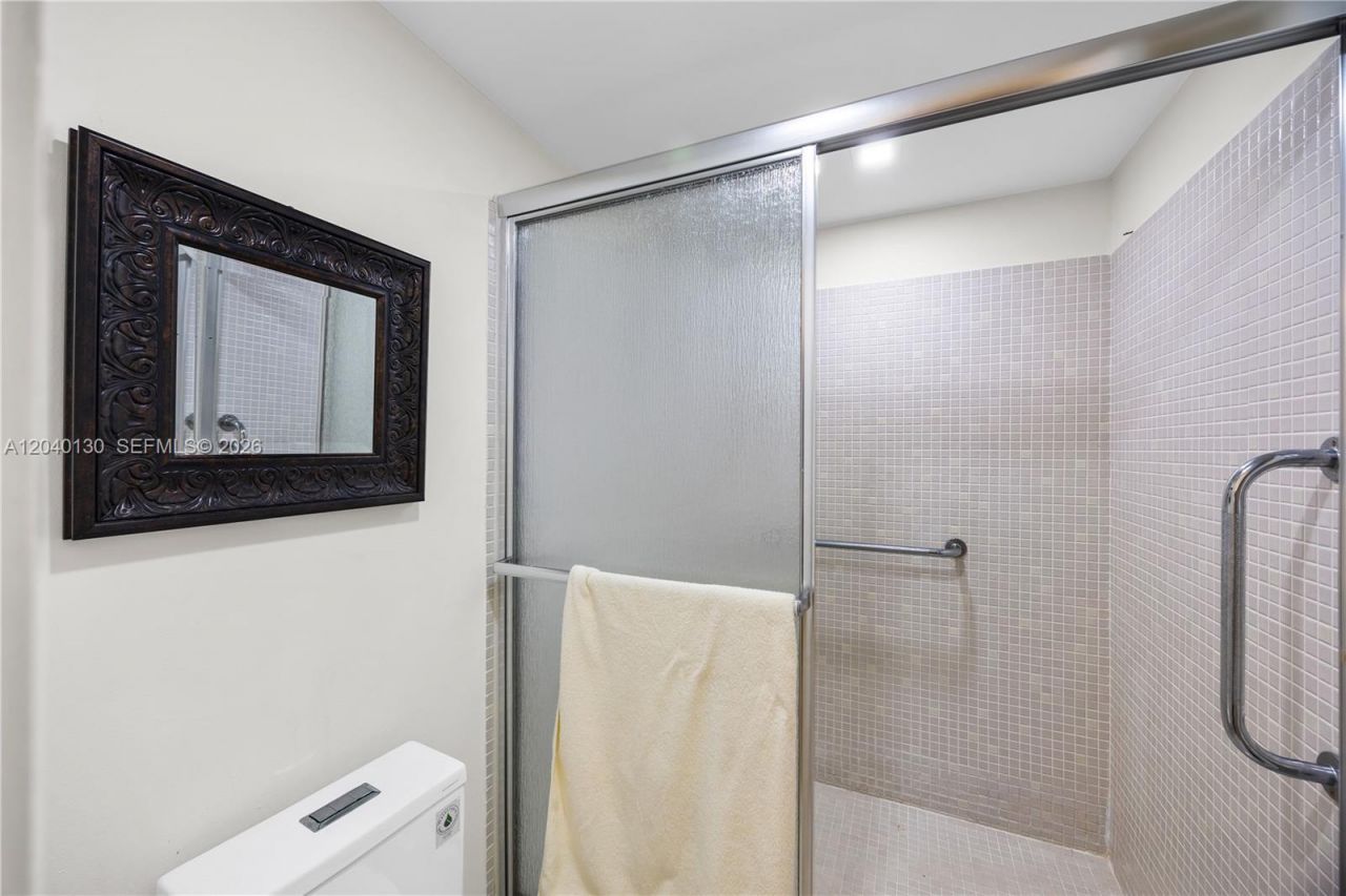 9999 N Belfort Cir , Unit 101, Tamarac, FL 33321 Photo