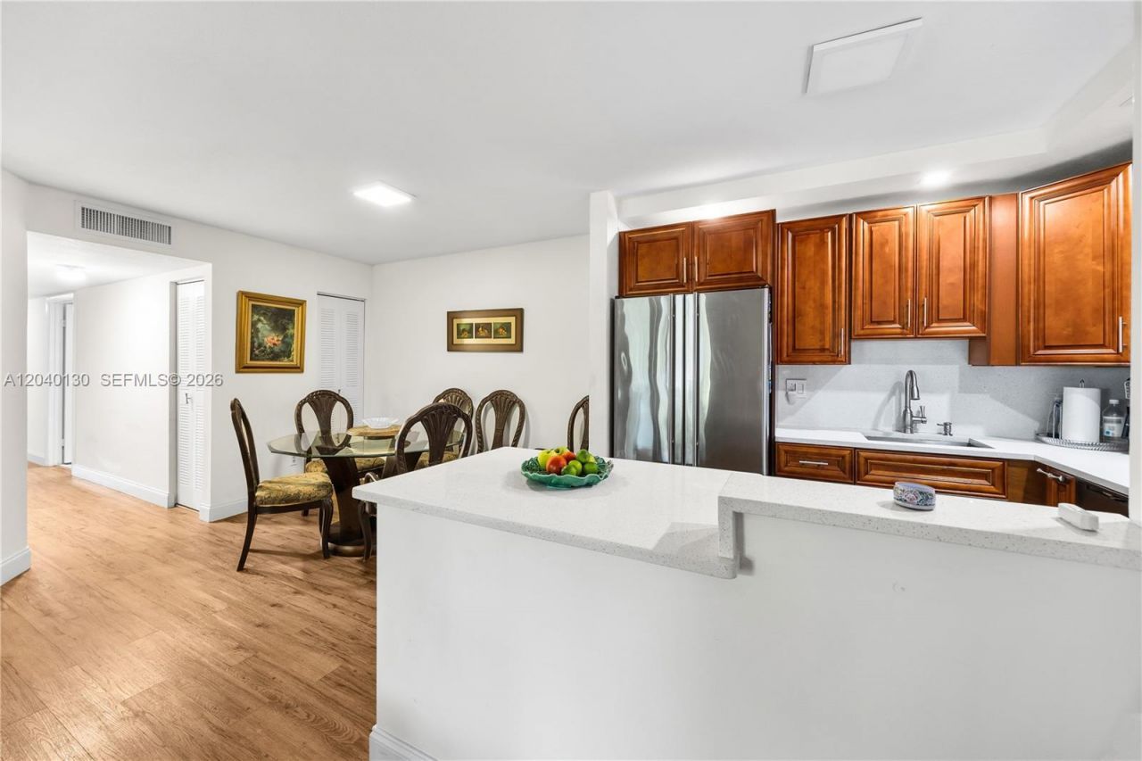 9999 N Belfort Cir , Unit 101, Tamarac, FL 33321 Photo