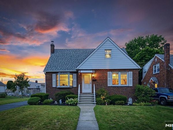 653 7th Street, LYNDHURST, NJ 07071