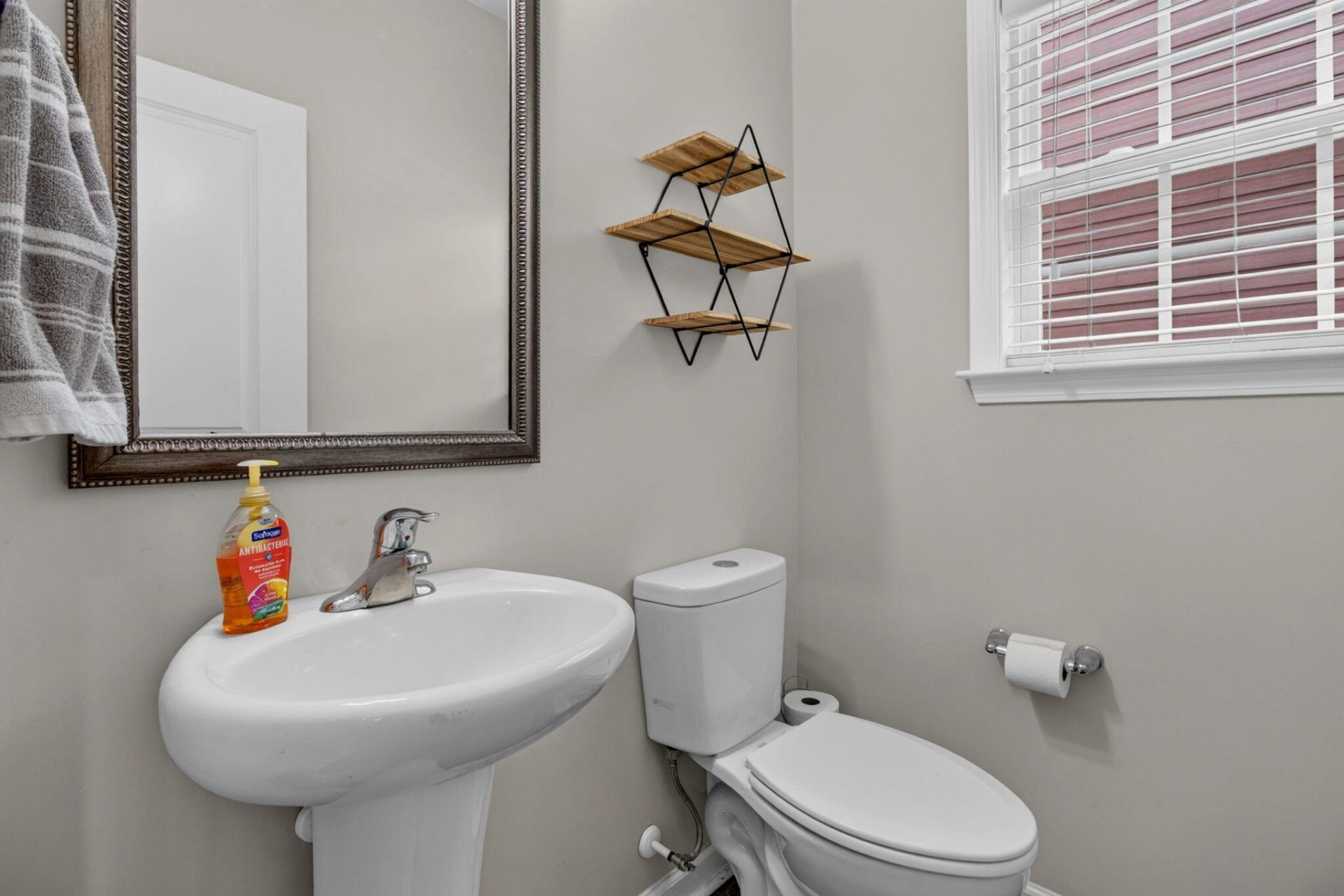 8650 Sentry Circle Photo 23