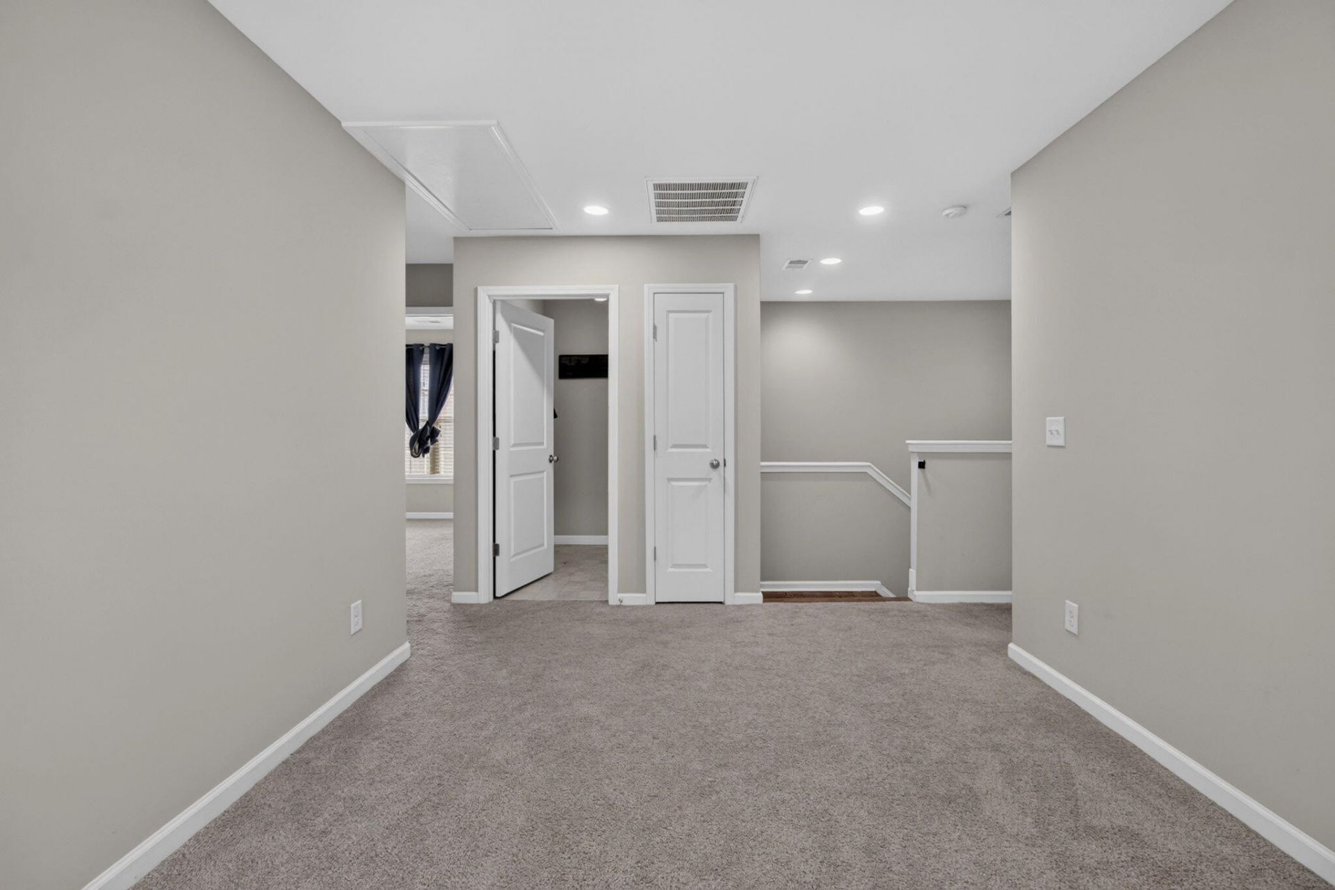 8650 Sentry Circle Photo 27
