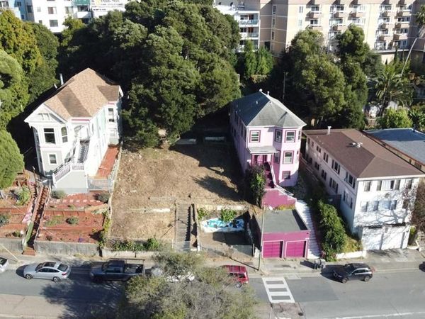 176 Orange St, Oakland, CA 94610