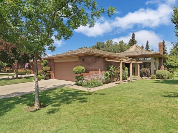 2427 Macarthur Pkwy, Lodi, CA 95242
