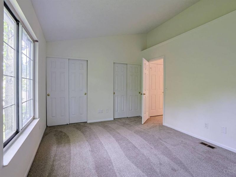 5557 Kiplington Drive, Cincinnati, OH 45239 Photo 18