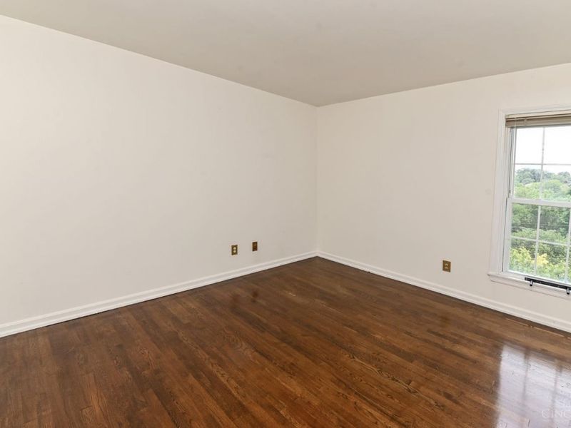 854 Rue De La Paix, Unit B1, Cincinnati, OH 45220 Photo 24