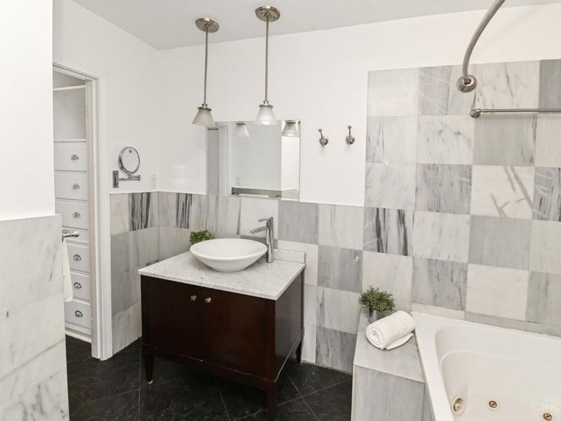 854 Rue De La Paix, Unit B1, Cincinnati, OH 45220 Photo 28