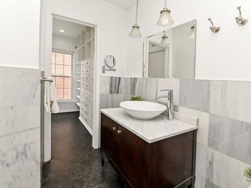 854 Rue De La Paix, Unit B1, Cincinnati, OH 45220 Photo 30