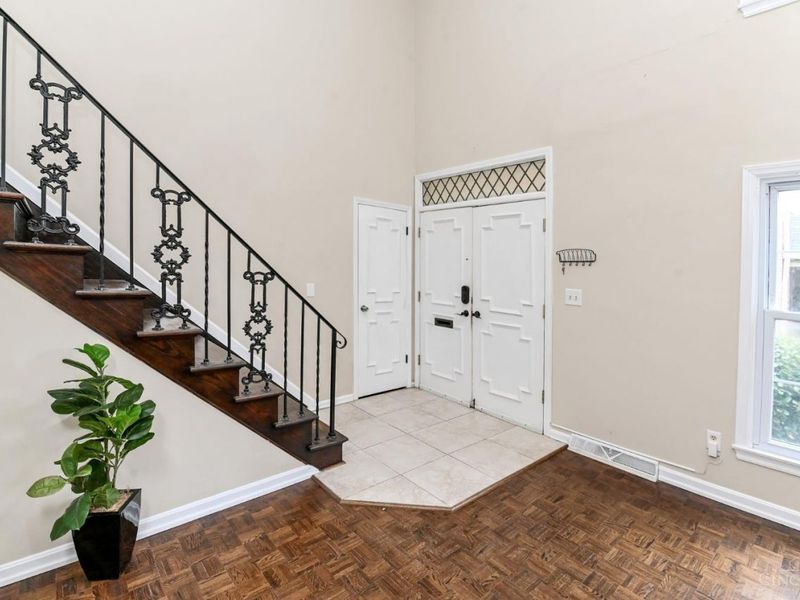 854 Rue De La Paix, Unit B1, Cincinnati, OH 45220 Photo 9