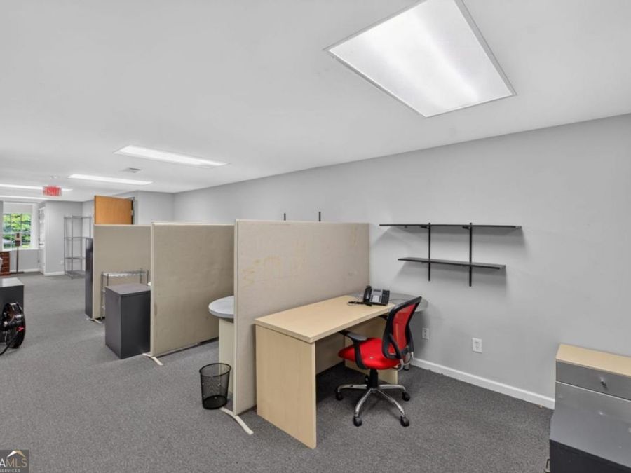 Property Image 32