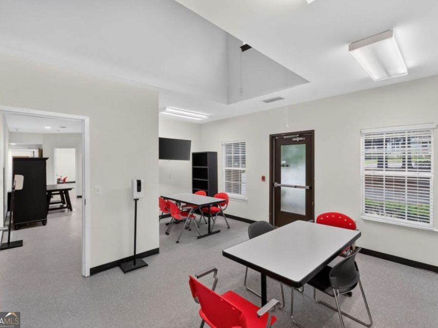 Property Image 39